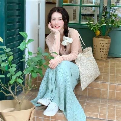他的三个女儿